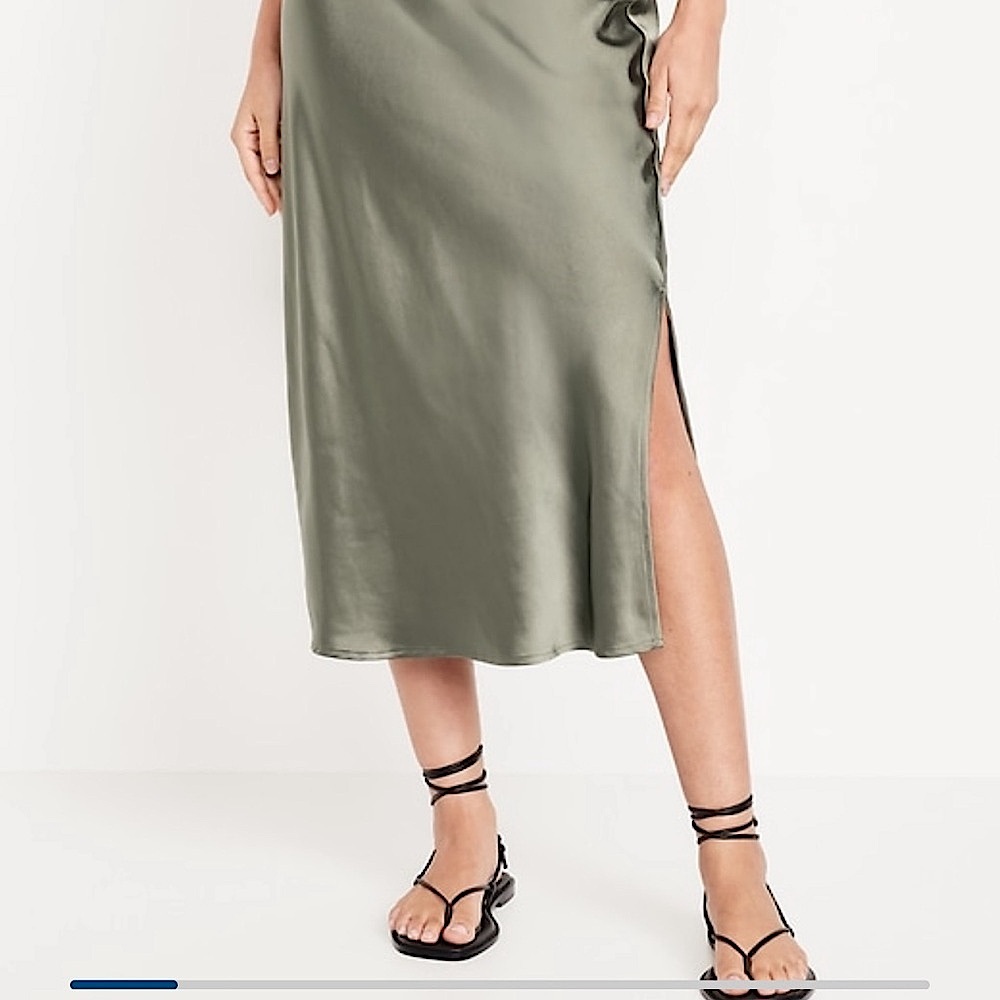 High-Waisted Satin skirt Old Navy
